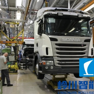 自卸车装配流水线